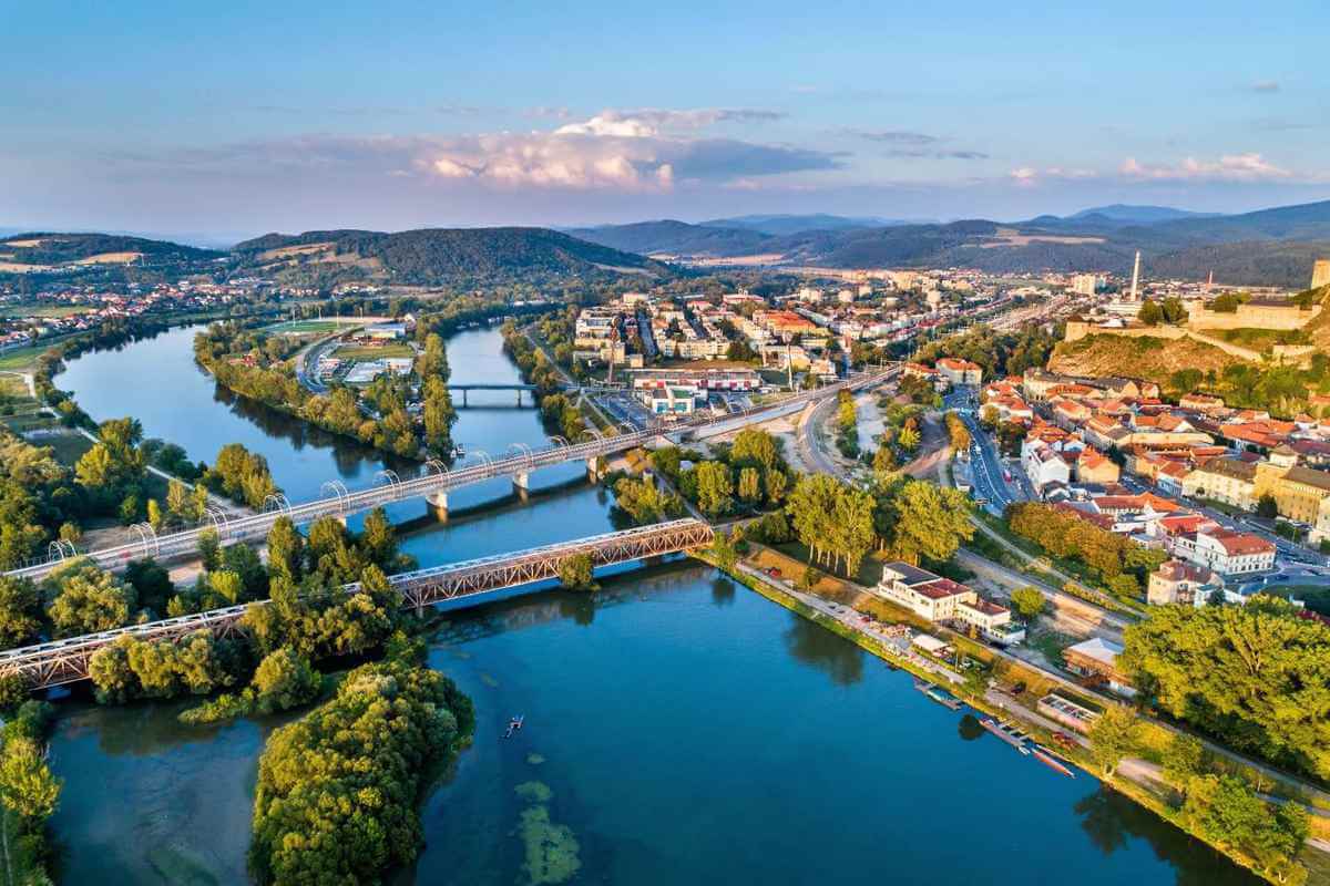 Sanácia potrubia Trenčín - Bezvýkopová oprava potrubia za výhodnú cenu